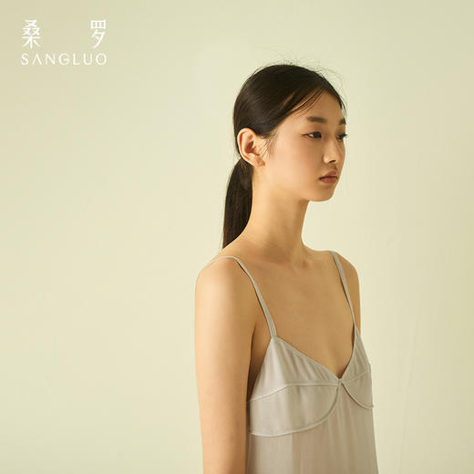 桑罗薄透银灰色乔其吊带裙桑蚕丝女夏修身2025年新款 商品图2