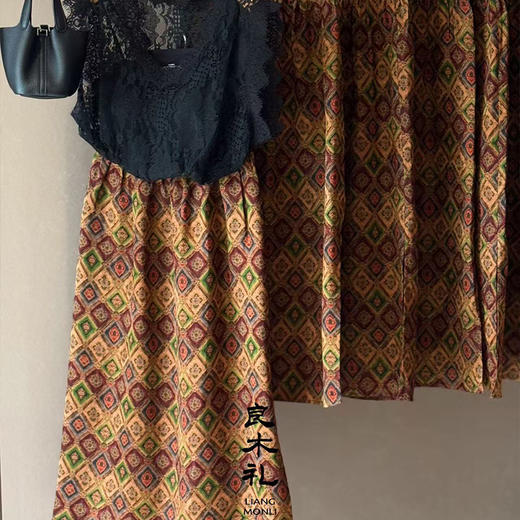 【预售7天】良木礼桑蚕丝半裙(25008) 商品图4