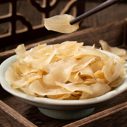 新疆库尔勒香梨一级4.5斤+高山小花银耳80g+兰州甜百合干100g+手工无芯莲子238g 商品图1