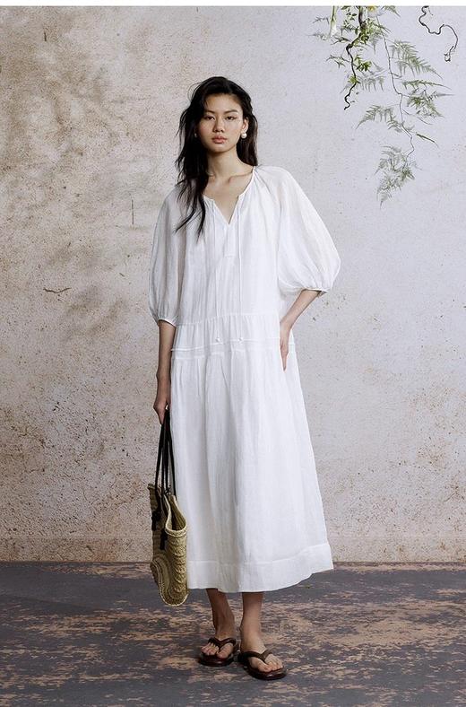 【高品质私服】【ZZ度假感V领连衣裙】质地细腻亲肤，轻薄有呼吸感，闲适出街G1366【无标出货 介意慎拍】CC 商品图3