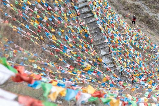 四川米亚罗红叶深度摄影团7天： 蓝天、雪山、彩林、温泉（米亚罗→夹壁村→毕棚沟→古尔沟→梭罗沟→一颗印沟→和日脚沟） 商品图7