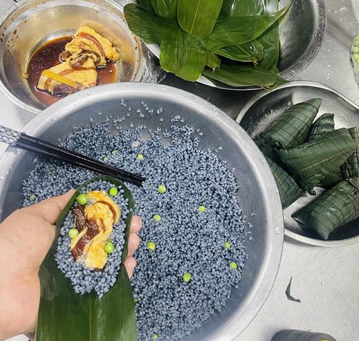 土猪夹心肉乌米粽（两只） 商品图0