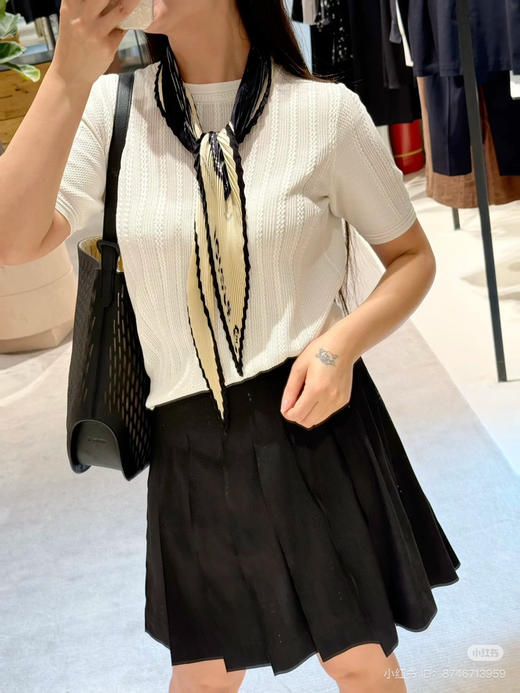 510-7 独家圆正 小禾 真丝风琴褶皱彩绘丝巾 商品图6