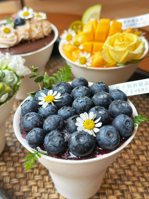 巧克力蓝莓乳酪，手握蛋糕杯 商品图0