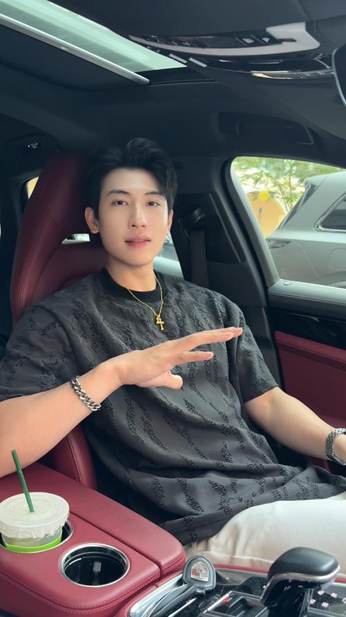 T3387夏季高级感新款美式潮牌磨破立体提花圆领短袖T恤时尚宽松上衣 商品图0