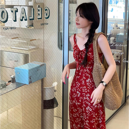 西遇碎花吊带连衣裙女夏季新款海边度假旅游收腰v领长裙SS050685 商品图2