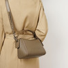 【预售3天】新款波士顿包2025简约质感单肩斜挎包M7769A 商品缩略图5