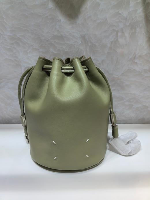 【预售3天】小众轻奢高级感水桶包2025新款链条抽绳束口单肩斜跨包XXX8908 商品图6