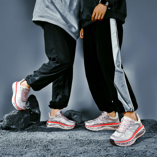 德国品牌ONKE欧克 科技跑鞋 轻盈透气 复古休闲 GM70极狐 男女同款 商品图1