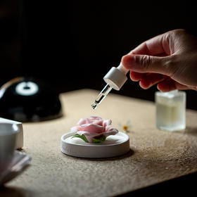 岚屿·花语系列手捏瓷花瓷器礼盒，一花一盏，非遗手艺，诠释诠释中国式浪漫