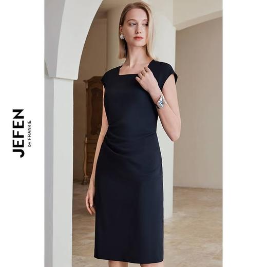 4F吉芬连衣裙 商品图1