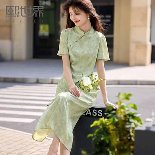 【专属特价】熙世界新中式改良旗袍裙子2025夏日新款气质绿色提花国风连衣裙 商品图0