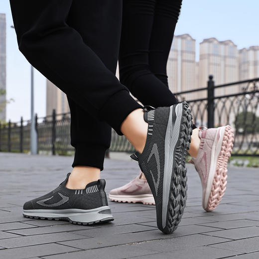 【品牌直发 张晨光代言 轻.软.弹】康乐健 一脚蹬软底健步鞋 商品图5