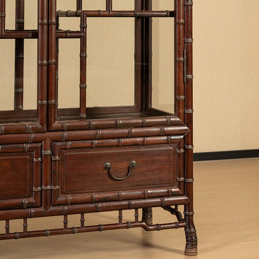 民国	红木竹节工玻璃门博古架（一对） 商品图4