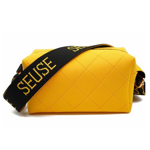 休闲登山包 时尚简约 商品图1