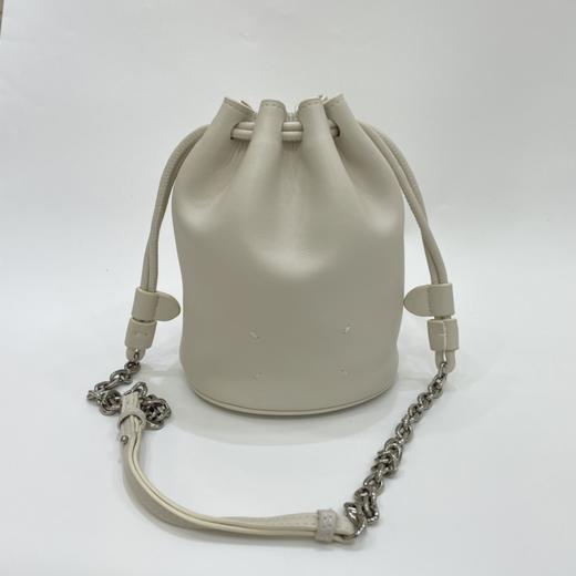 【预售3天】小众轻奢高级感水桶包2025新款链条抽绳束口单肩斜跨包XXX8908 商品图3