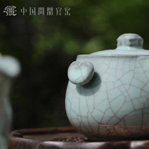 问鼎官窑玉琮金标如意宝瓶（大）（小） 商品图4