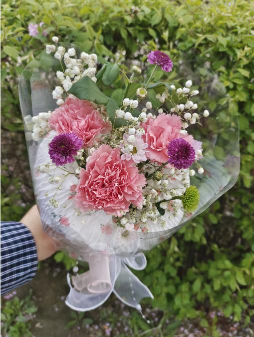 母亲节小香风花束 商品图3