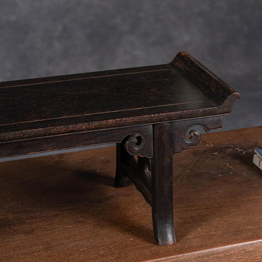 清	紫檀夹头榫如意云纹翘头案中案 商品图3