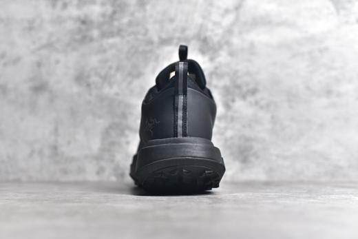 始祖鸟 商品图4