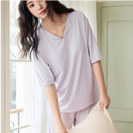 春夏2025新款家居服女桑蚕丝中袖长裤宽松套装纯色带胸垫外穿睡衣 商品图1