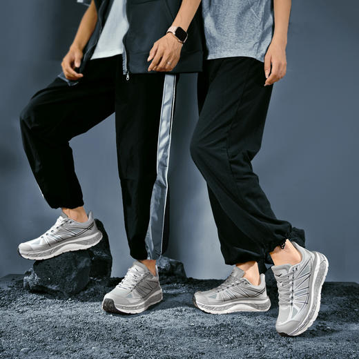 德国品牌ONKE欧克 科技跑鞋 轻盈透气 复古休闲 GM70极狐 男女同款 商品图2