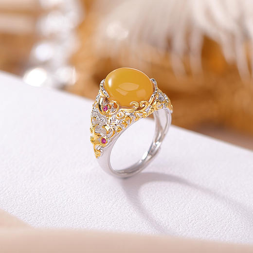 【神鸟凤凰】S925纯银分色蜜蜡水红蛋面椭圆花纹戒指【CW-JZ06957】 商品图1