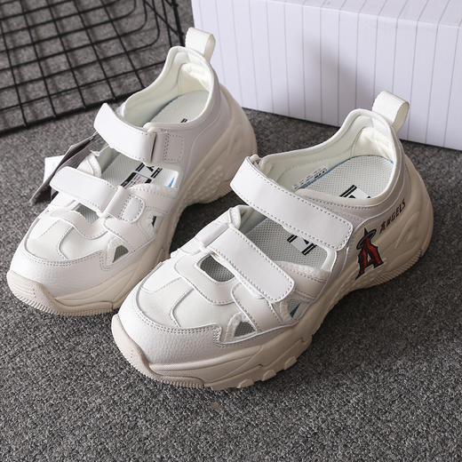 【专属】是心动的感觉#欣欣子同款魔术贴厚底镂空凉鞋！男女同款！上脚超级美！ 商品图6