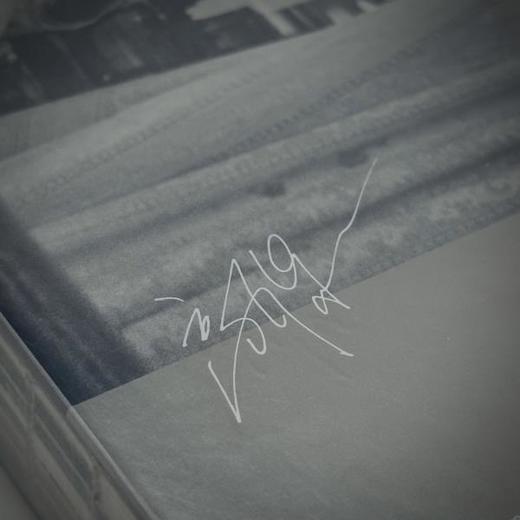 返场1990~1999 高原限量亲签本现货，48小时发货此版之后再无返场！[精装刷边收藏必入]中国90年代摇滚乐图像记录 商品图3