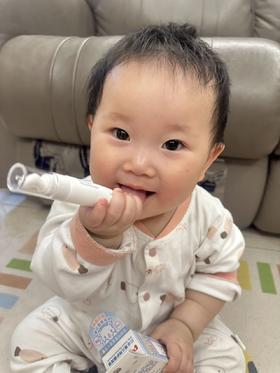 夏日日常预防 就选贝亲乳铁蛋白唇周膏