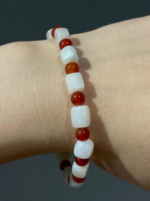 白玉方形珠与红玉髓珠手链，顺丰包邮 商品图2