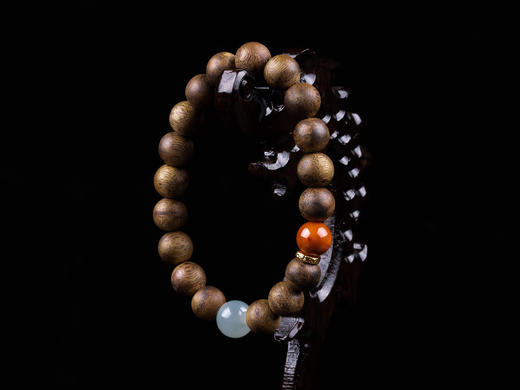 XY0295沉香+翡翠南红单圈手串 商品图7