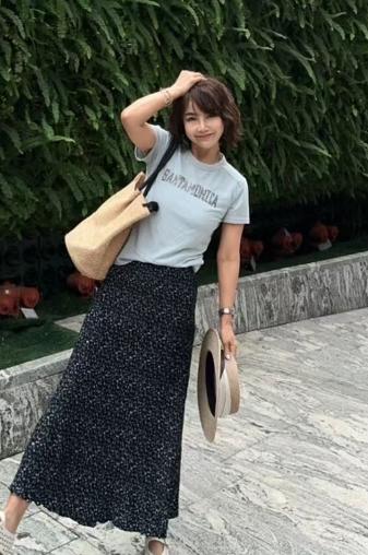 SZ2B56_黛蓝色_半身裙_春夏_高腰垂感长款满印 A 字_高级女装_BERNIEELEN 伯妮斯茵 商品图0