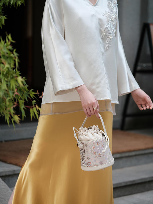 盛唐婧 |锦媛手提包-杏色[特价品] 商品图5