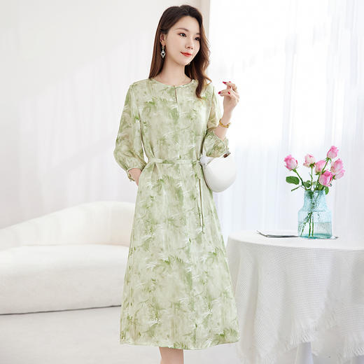 QS-82599730【休闲度假】原创桑蚕丝女装夏季新丝粘花螺真丝印花连衣裙女9730 商品图3