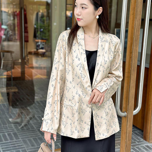「K」洛诗琳12902国风剪影西装外套女2025新款真丝印花外套22597 商品图0
