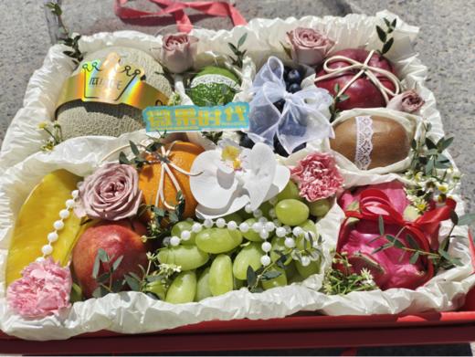 平安喜乐水果鲜花礼盒 商品图0