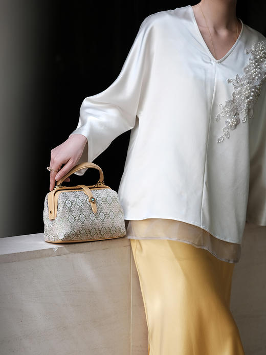 盛唐婧 |千寻手提包[特价品] 商品图5