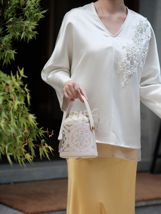 盛唐婧 |锦媛手提包-杏色[特价品] 商品图4