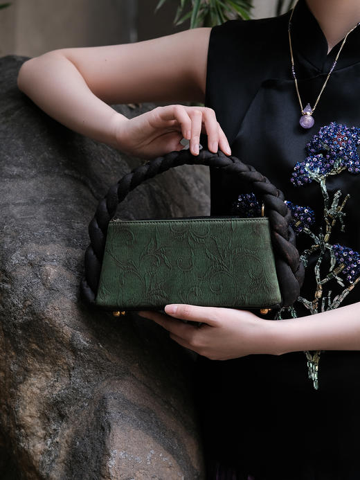 盛唐婧 |墨白手提包-绿色[特价品] 商品图1