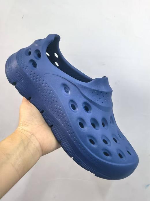 现货 斯凯奇洞洞鞋..最舒服的凉鞋了..就十几双 商品图6