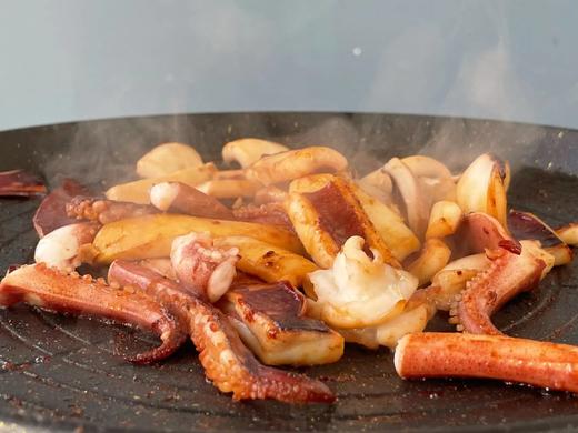 【渤海湾原浆鱿鱼】新鲜深海大鱿鱼 个体饱满 肉质Q弹 味道鲜美 海捕后直接船上冷冻 锁住鱿鱼的新鲜度 商品图3