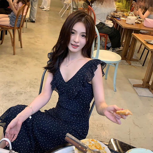 金蘑菇菇 灵动缪斯 / 碎花波点双版本两面穿收腰绑带荷叶边连衣裙 商品图1