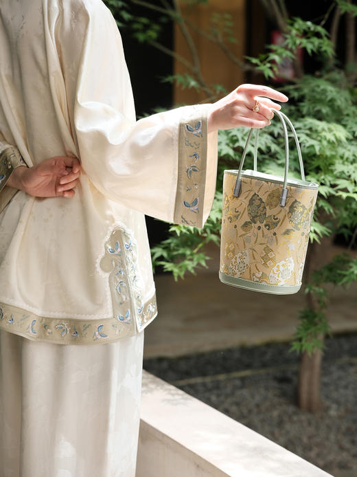 盛唐婧 |相宜手提包[特价品] 商品图5