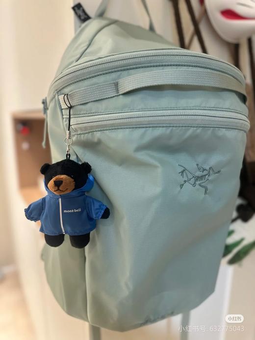 现货 montbell雨衣小熊挂件..衣服可穿卸 商品图4