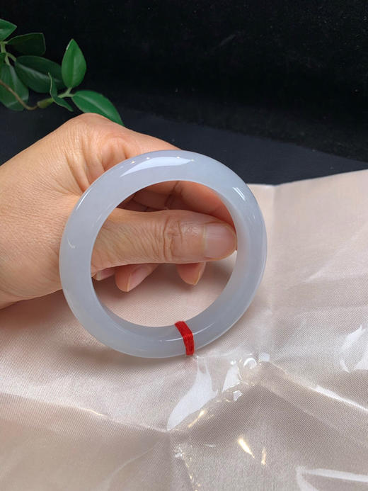 612901，55.5藕粉底正圈手镯，底妆非常细腻干净。润润的 清新秀气 商品图5