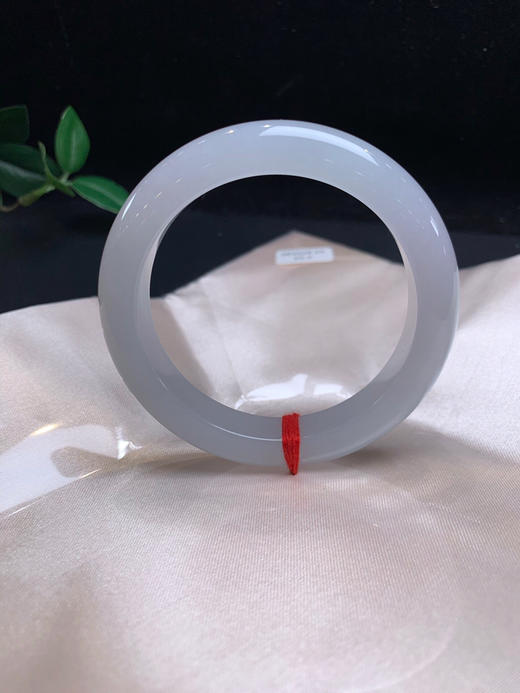 612901，55.5藕粉底正圈手镯，底妆非常细腻干净。润润的 清新秀气 商品图3