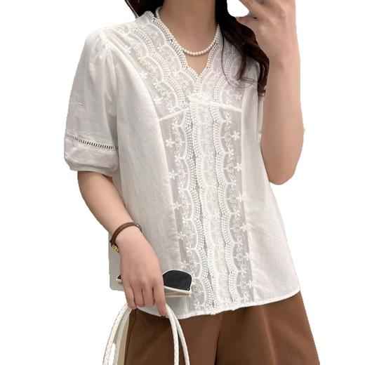 2025夏季法式气质拼接白色全棉蕾丝刺绣花边V领短袖上衣！ 商品图4