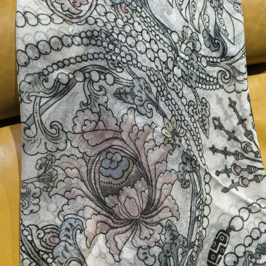 杞冠臻选 | YAKOO 藏式花卉纯绒围巾 100%牦牛绒 100*200cm 商品图5