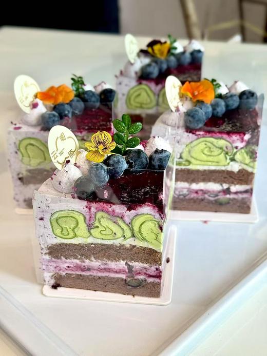 抹茶可丽卷蓝莓巧克力蛋糕切块 商品图0